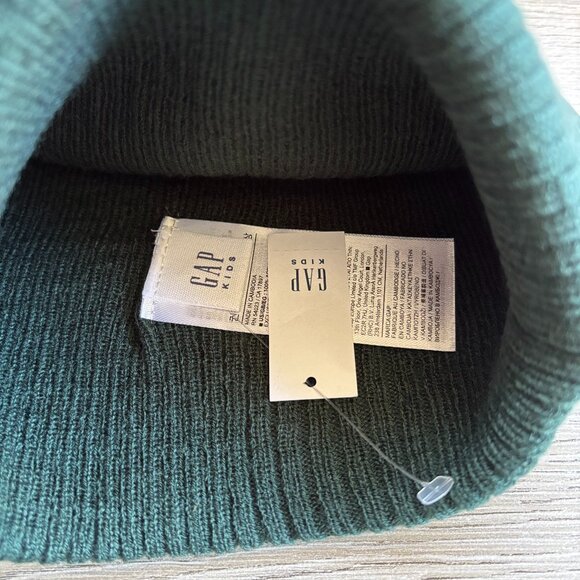 New Gap Kids Green Unisex Beanie Size Small - Picture 3 of 3